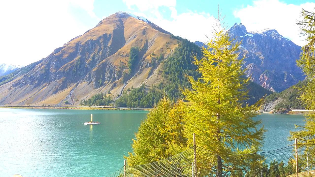 Residence Bait Da Mott Livigno Exteriör bild